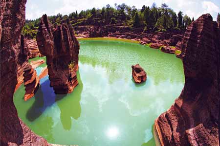 張家界、袁家界、天子山、紅石林、鳳凰古城四晚五日游